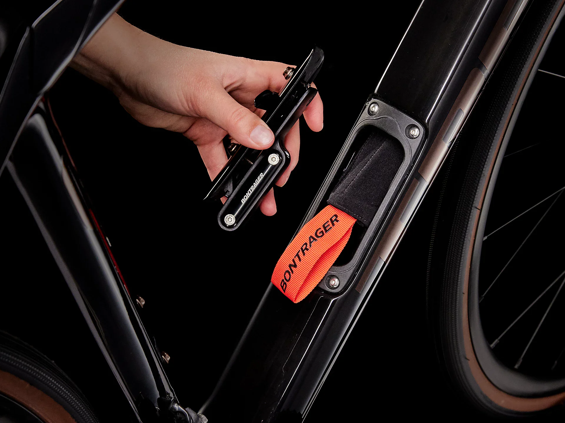 Trek Domane SL 5 Gen 4 Deep Smoke – Image 5