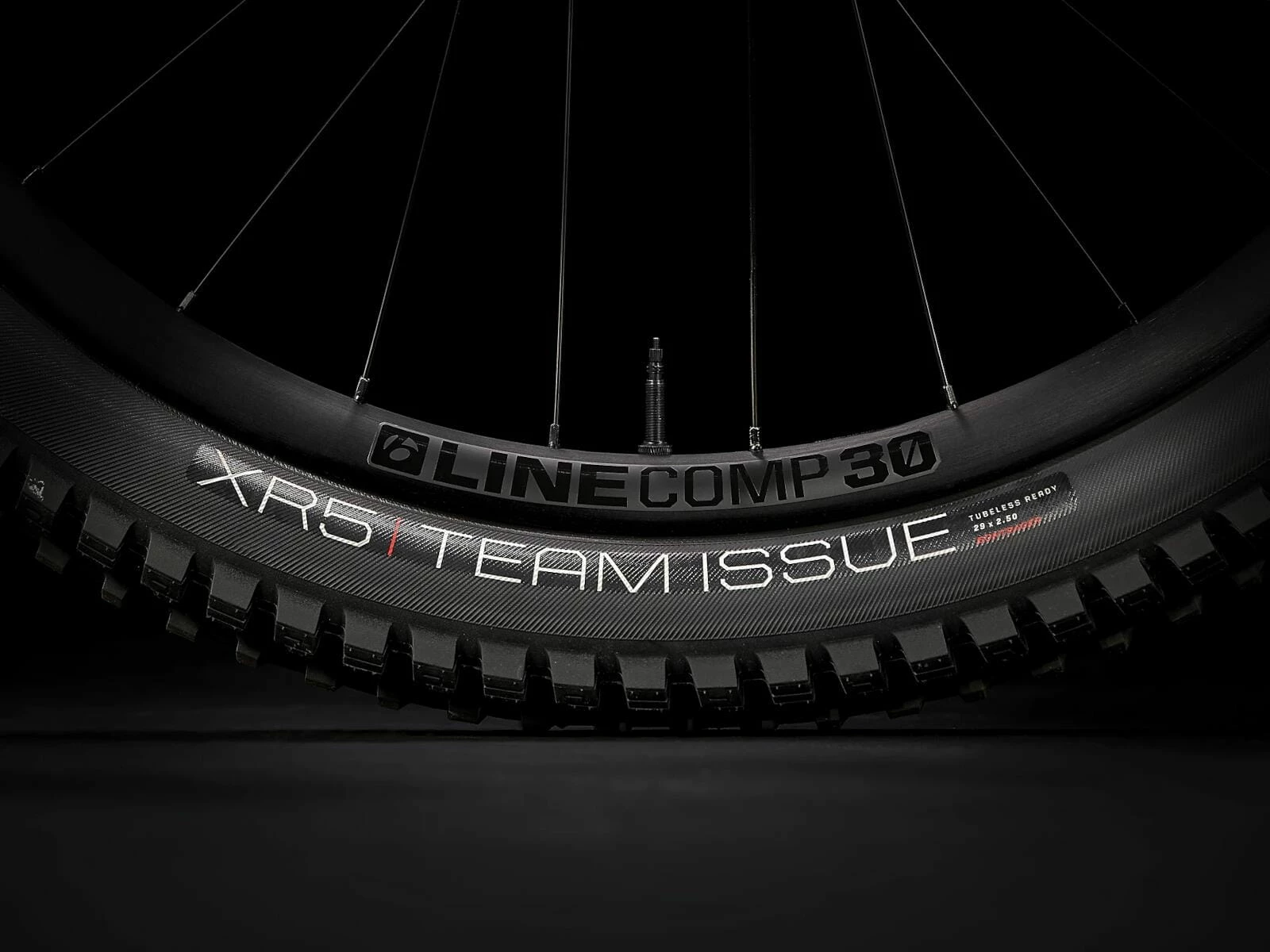 Trek Slash 8 Pennyflake – Image 7