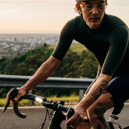 Éclairage Vélo Avant KNOG Blinder Road 600 – Image 2